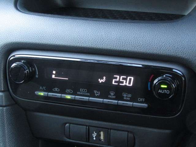 TOYOTA YARIS HYBRID 2021 Image 31