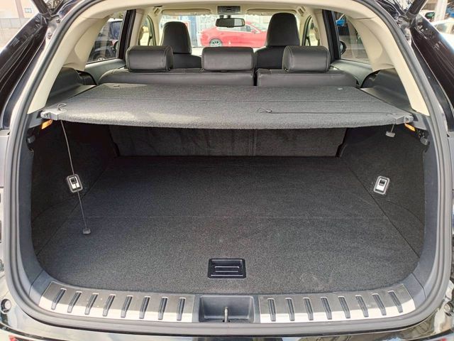 TOYOTA LEXUS NX300H 2014 Image 31