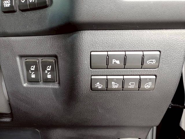 TOYOTA LEXUS NX300H 2014 Image 31