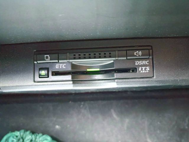 TOYOTA LEXUS NX300H 2014 Image 31