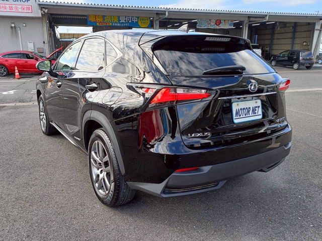 TOYOTA LEXUS NX300H 2014 Image 31