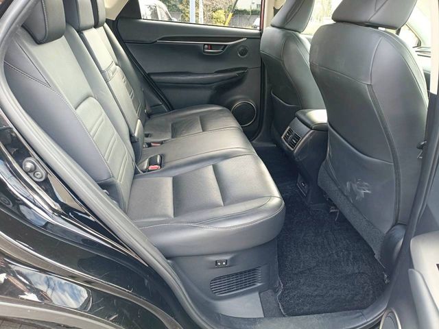 TOYOTA LEXUS NX300H 2014 Image 31