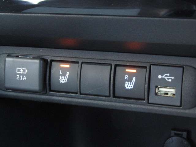 TOYOTA YARIS CROSS HYBRID 2020 Image 31