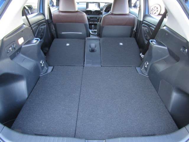 TOYOTA YARIS CROSS HYBRID 2020 Image 31