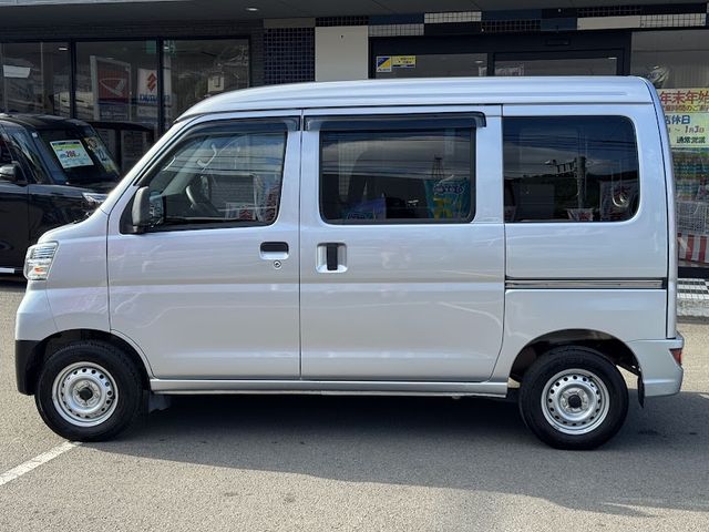 DAIHATSU HIJET CARGO 2021 Image 31