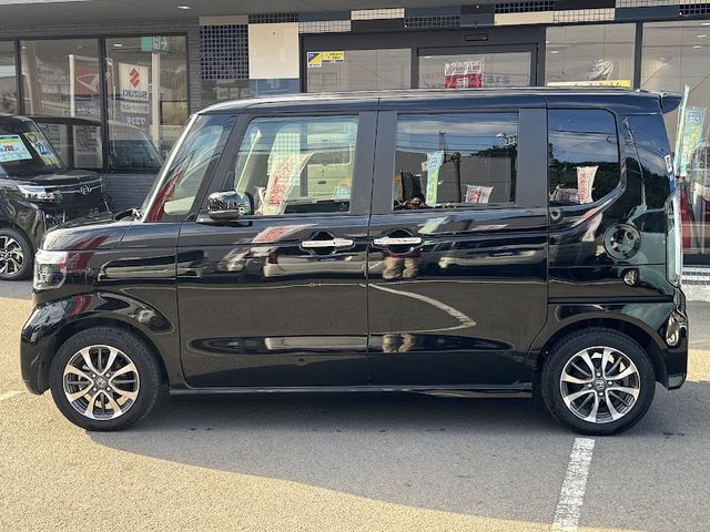 HONDA N BOX CUSTOM 2023 Image 31