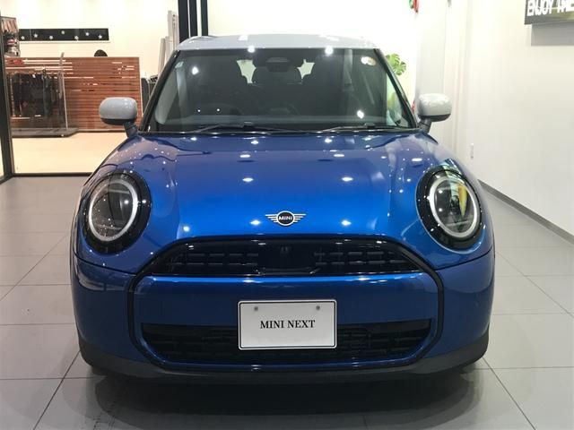 BMW MINI COOPER 5DOOR 2025 Image 31