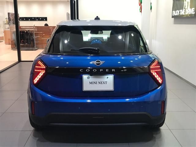 BMW MINI COOPER 5DOOR 2025 Image 31