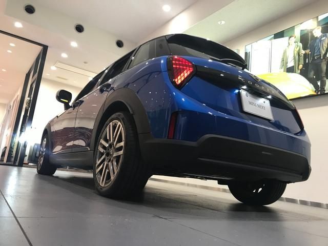 BMW MINI COOPER 5DOOR 2025 Image 31