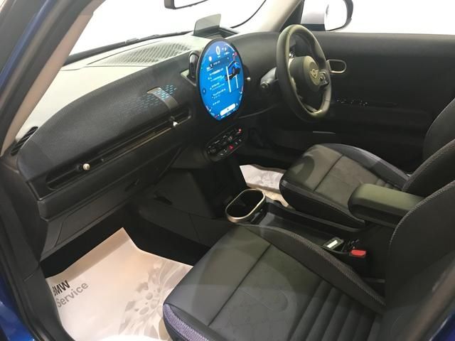 BMW MINI COOPER 5DOOR 2025 Image 31