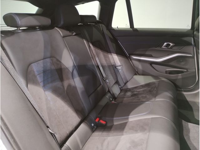 BMW 3SERIES TOURING 2023 Image 31