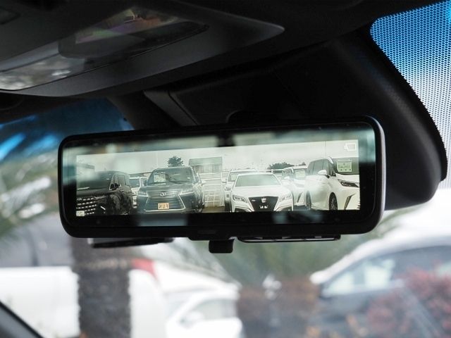 TOYOTA CROWN SEDAN HYBRID 2020 Image 31