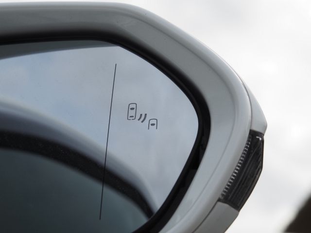 TOYOTA CROWN SEDAN HYBRID 2020 Image 31