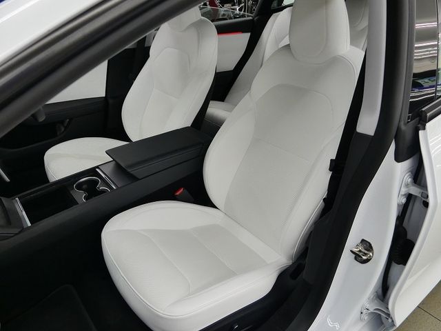 TESLA MODEL 3 2024 Image 31