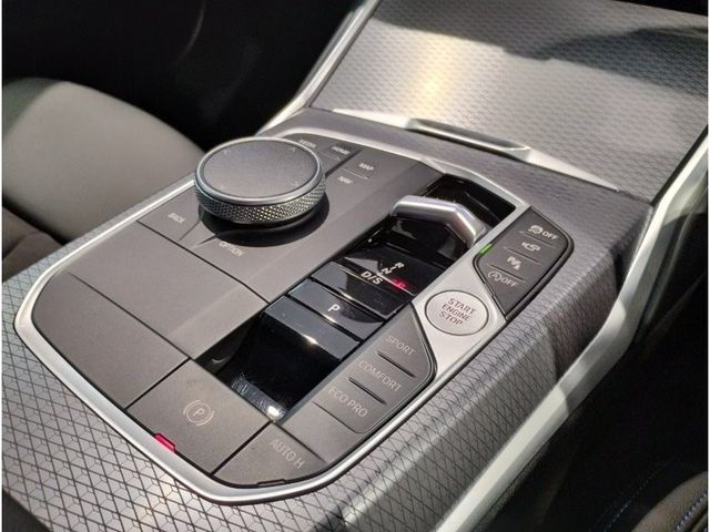 BMW 3SERIES SEDAN 2024 Image 31