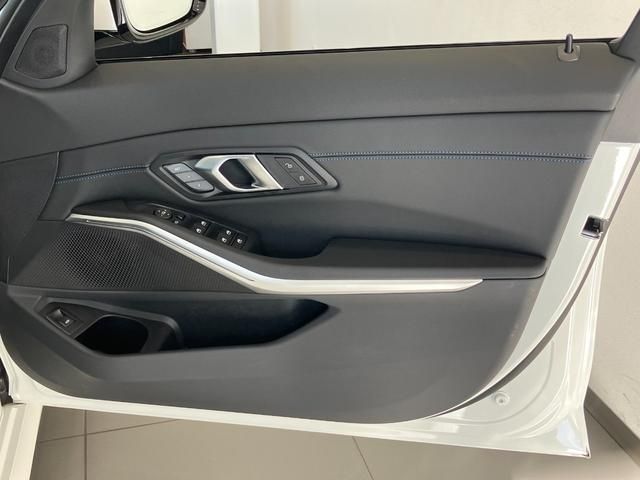 BMW 3SERIES SEDAN 2025 Image 31