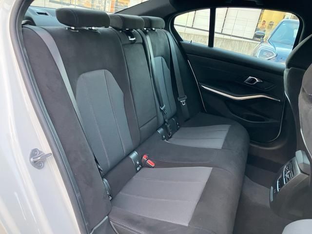 BMW 3SERIES SEDAN 2025 Image 31