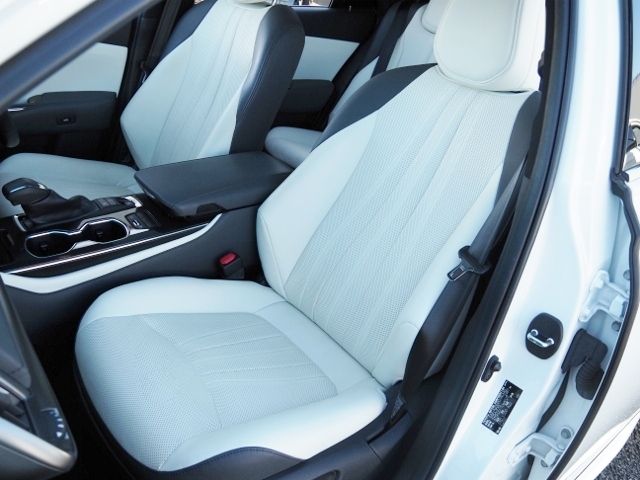 TOYOTA CROWN SEDAN HYBRID 2020 Image 31