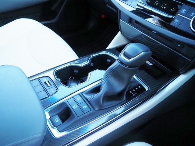 TOYOTA CROWN SEDAN HYBRID 2020 Image 31