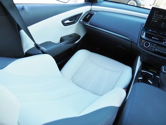 TOYOTA CROWN SEDAN HYBRID 2020 Image 31