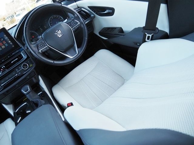 TOYOTA CROWN SEDAN HYBRID 2020 Image 31