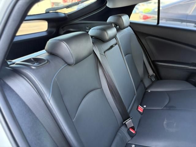 TOYOTA PRIUS 2016 Image 31