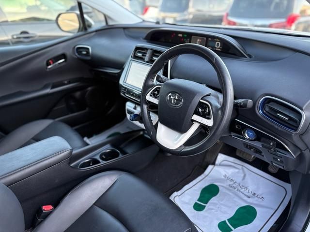 TOYOTA PRIUS 2016 Image 31