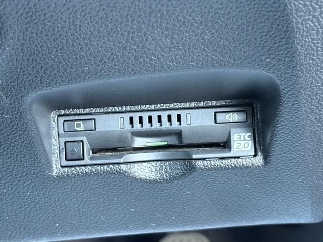 TOYOTA PRIUS 2016 Image 31