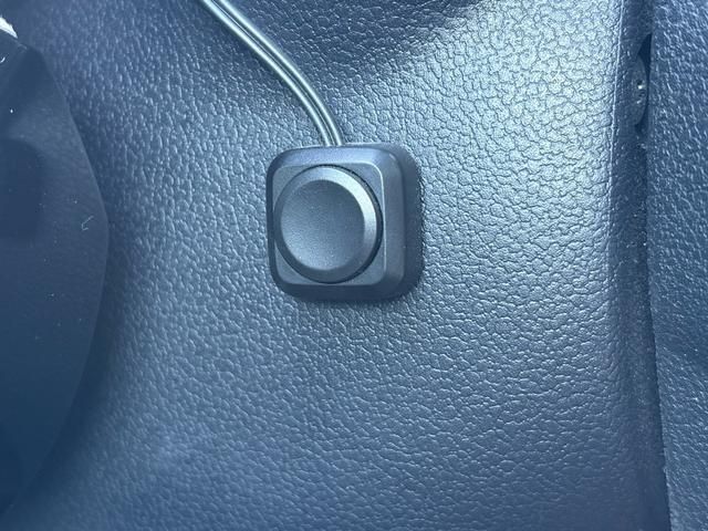 TOYOTA PRIUS 2016 Image 31