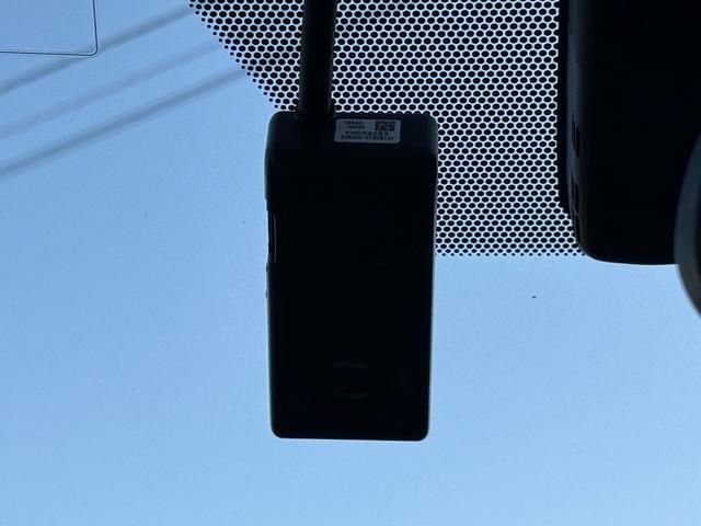 TOYOTA PRIUS 2016 Image 31