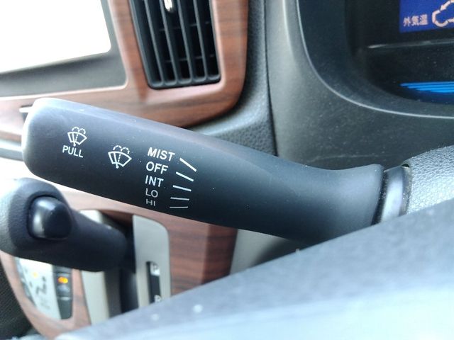 TOYOTA PIXIS EPOCH 2012 Image 31