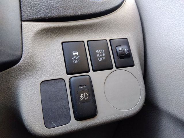 TOYOTA PIXIS EPOCH 2012 Image 31