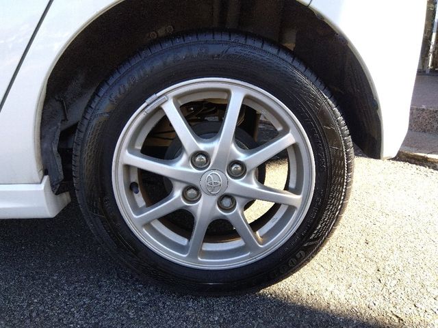 TOYOTA PIXIS EPOCH 2012 Image 31