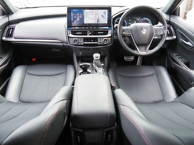 TOYOTA CROWN SEDAN HYBRID 4 2021 Image 31