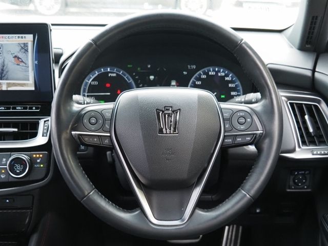 TOYOTA CROWN SEDAN HYBRID 4 2021 Image 31