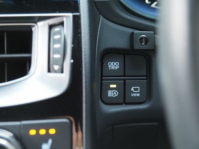 TOYOTA CROWN SEDAN HYBRID 4 2021 Image 31