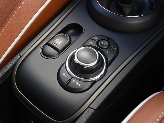 BMW MINI COOPER D CROSSO 2023 Image 31