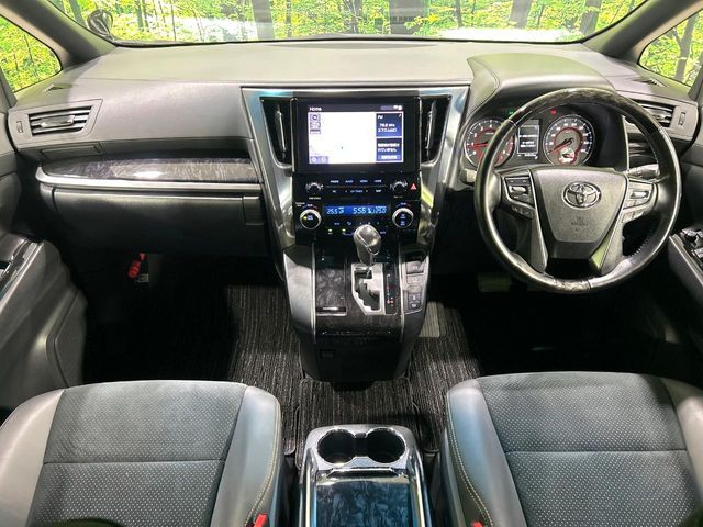 TOYOTA ALPHARD 2020 Image 31