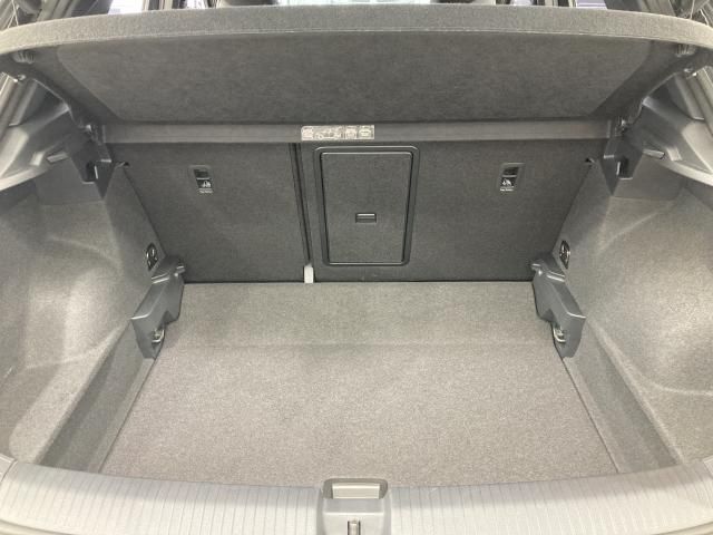 VOLKSWAGEN T-ROC 2021 Image 31