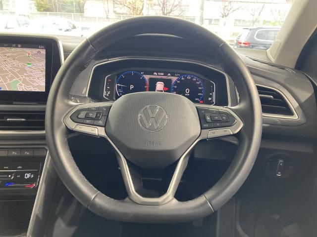 VOLKSWAGEN T-ROC 2024 Image 31