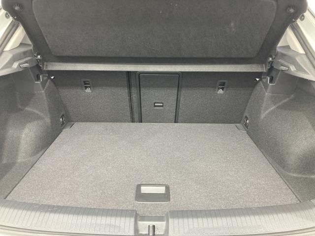 VOLKSWAGEN T-ROC 2024 Image 31