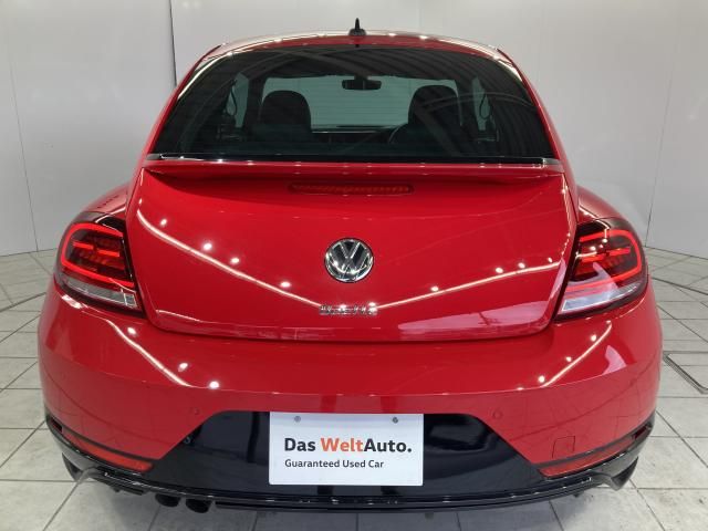 VOLKSWAGEN THE BEETL 2018 Image 31