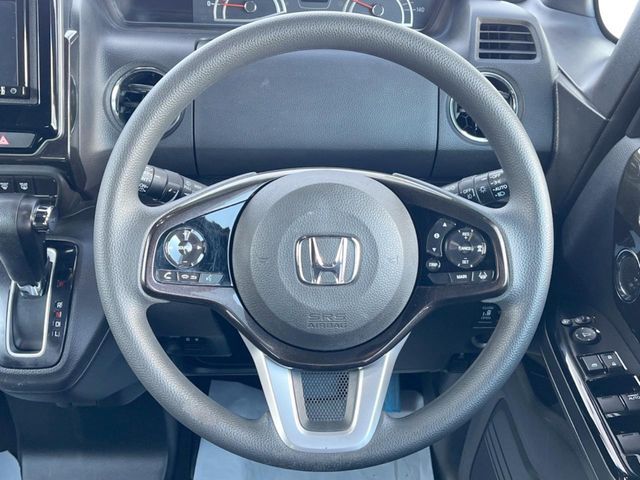 HONDA N BOX 2017 Image 31