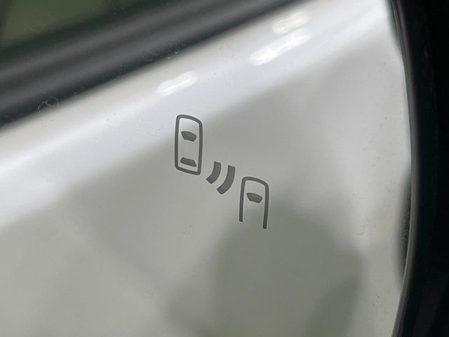 TOYOTA LANDCRUISER PRADO 2022 Image 31