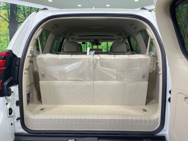 TOYOTA LANDCRUISER PRADO 2022 Image 31