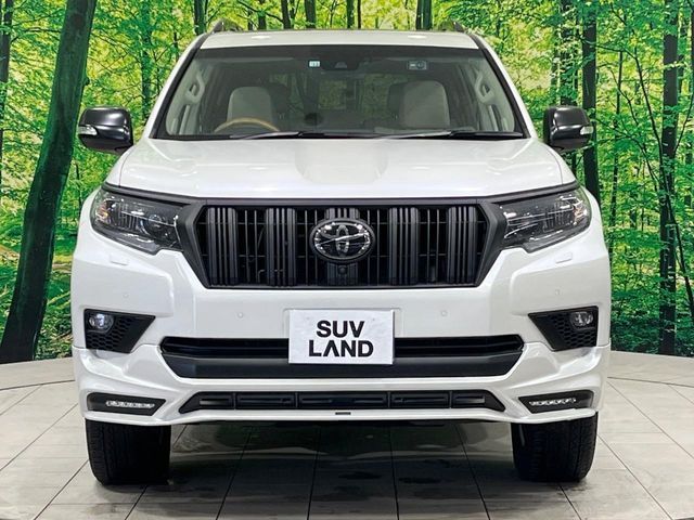 TOYOTA LANDCRUISER PRADO 2022 Image 31