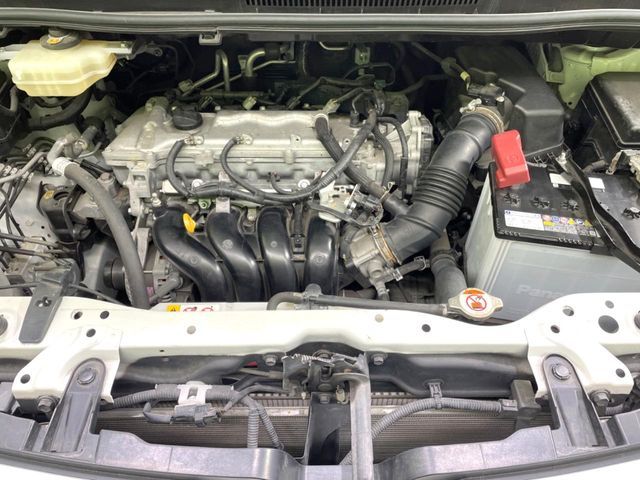 TOYOTA VOXY 2017 Image 31