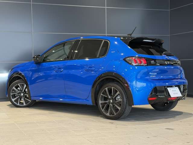 PEUGEOT 208 2022 Image 31