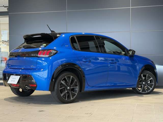 PEUGEOT 208 2022 Image 31