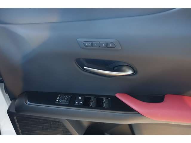 TOYOTA LEXUS UX200 2023 Image 31